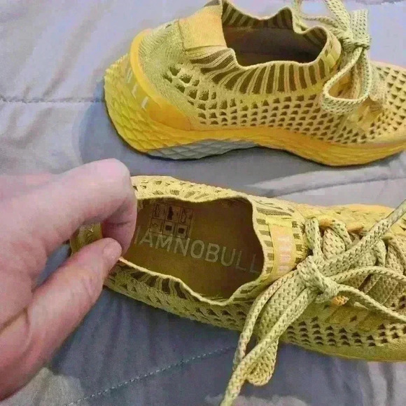 Nobull Size M 8 W 9.5. Color Lemon Drop - Picture 7 of 15